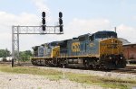 CSX 9023 & 495 at the signals at Charlie Baker